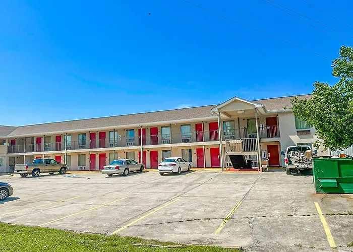 Oyo Hotel East Macon I-75
